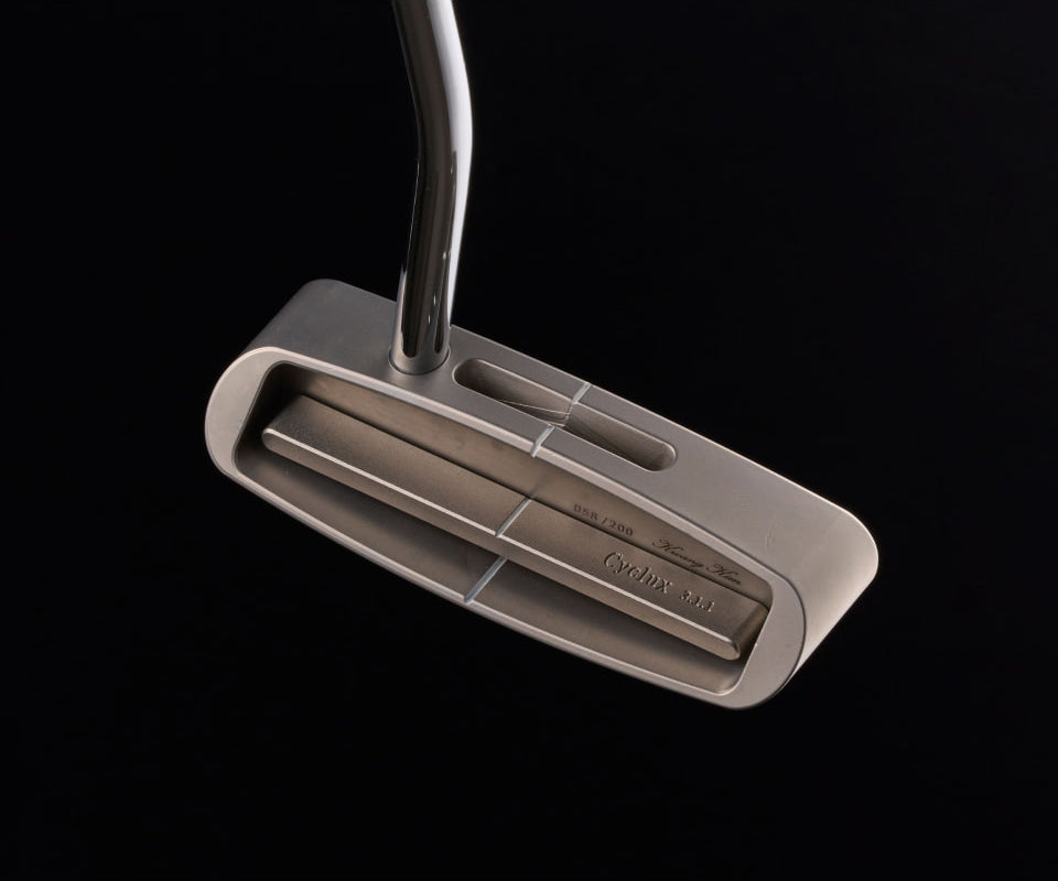 CYCLUX 3.1.1 precision blade putter with MOD1 rear module, rear view